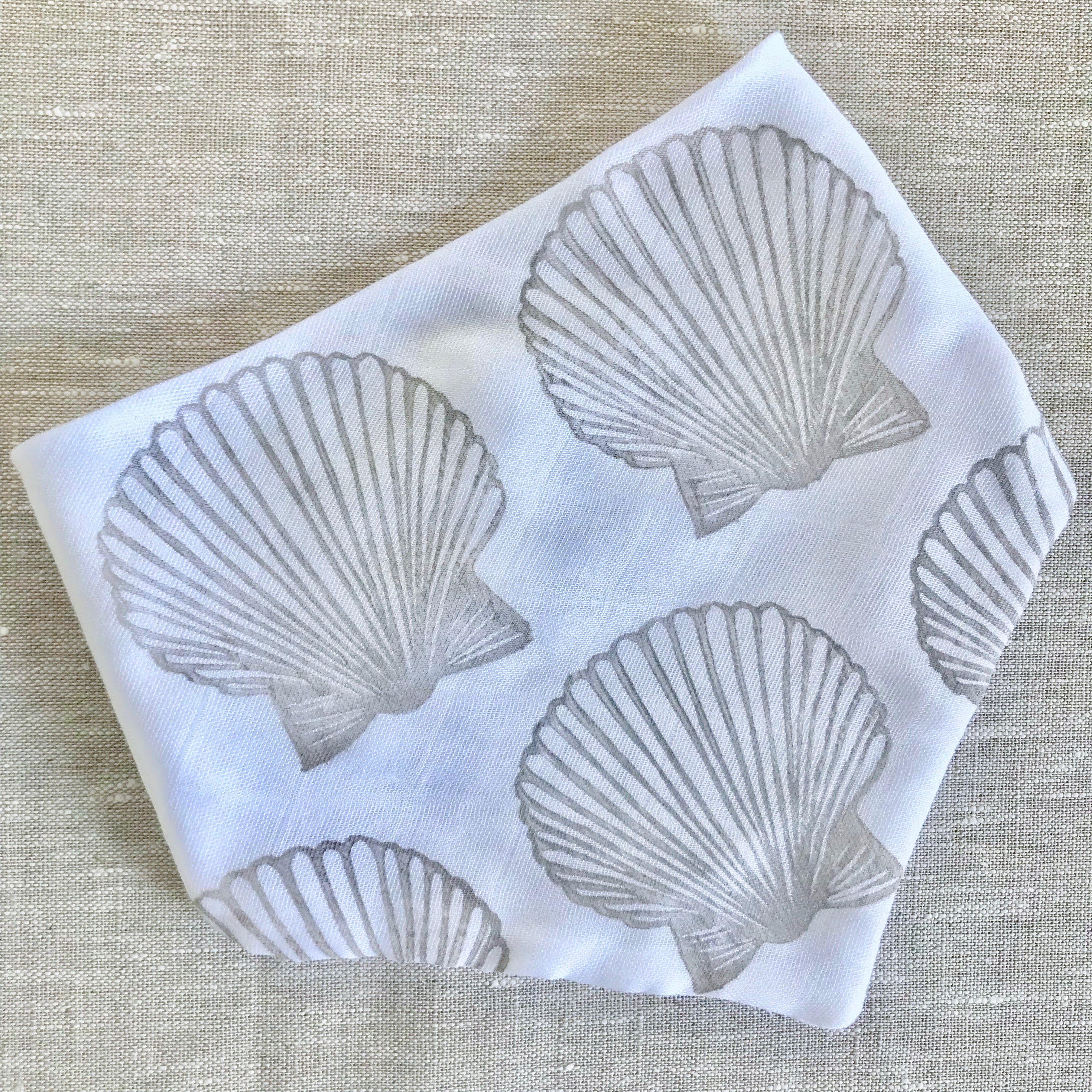 Shell Bib