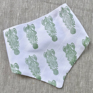 Magnetic Safari Bib